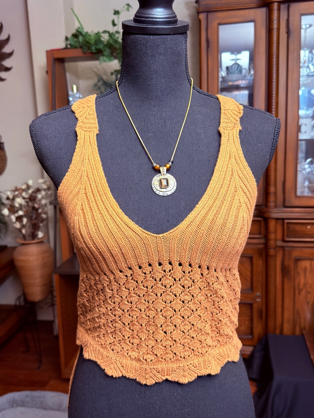 Forever 21 Mustard Knit Scalloped Crop Tank